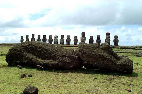 Moai dell'Isola di Pasqua Rapa Nui 2